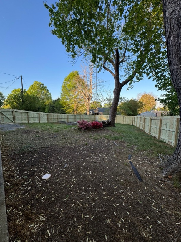 Wood Picket Fence built by Mountain Fence & Deck in Western North Carolina