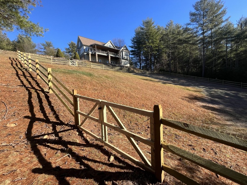 Fence and deck work in West Jefferson